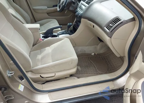 2006 Honda Accord 2.4 Lx z USA, uszkodzony, nr VIN 1HGCM56466A039818